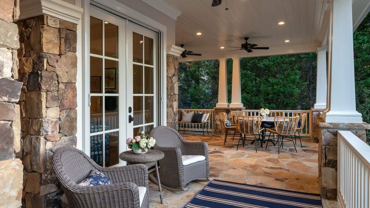 Custom Outdoor Living Space Custom Outdoor Living Space