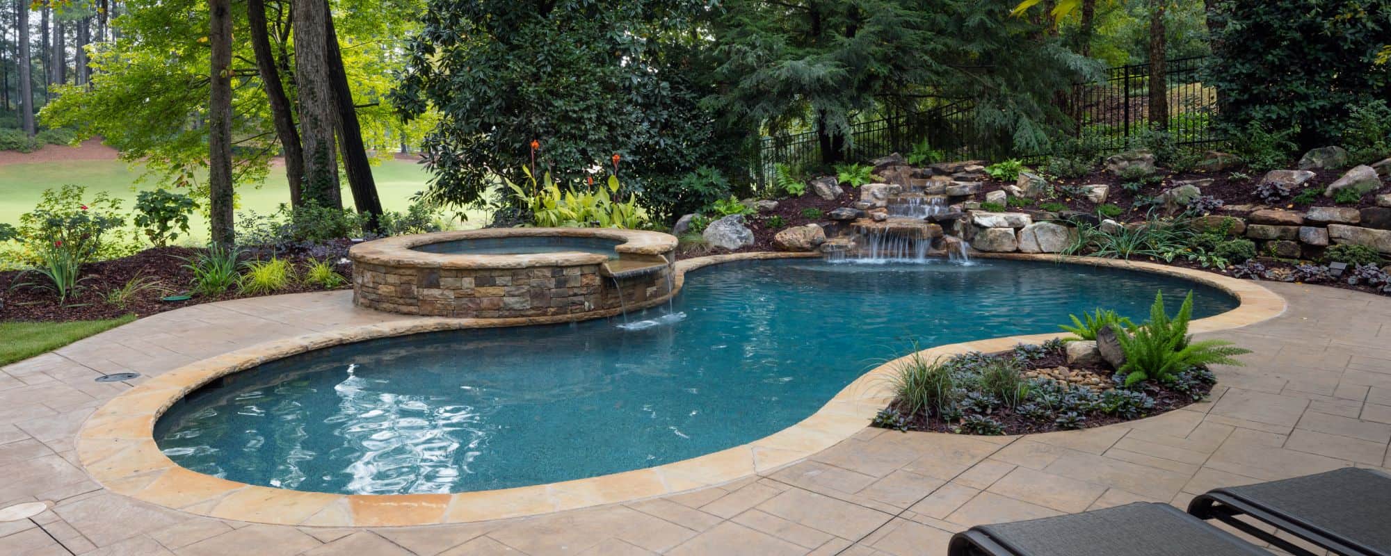 Natural Garden Swimming Pool